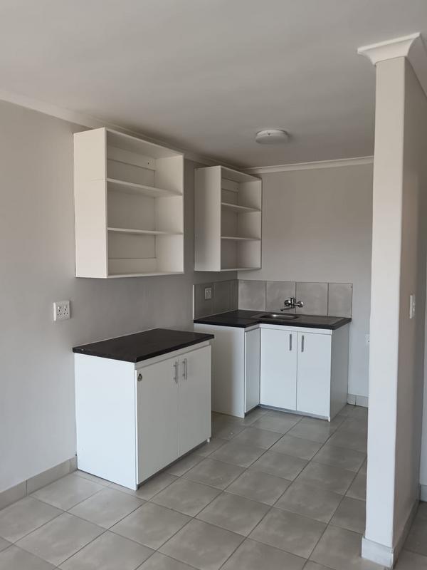 To Let 2 Bedroom Property for Rent in Bellville Western Cape
